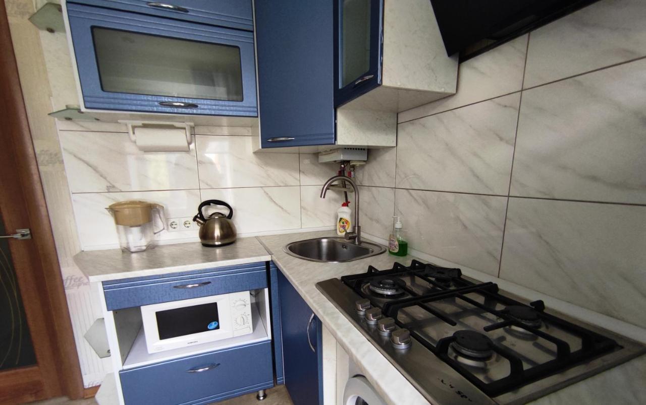 Двухкомнатные Апартаменты Центр Mystetsʹka 3 Kr Apartments Кривий Ріг Екстер'єр фото