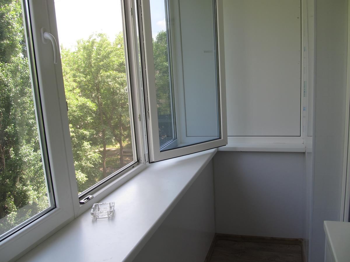Двухкомнатные Апартаменты Центр Mystetsʹka 3 Kr Apartments Кривий Ріг Екстер'єр фото